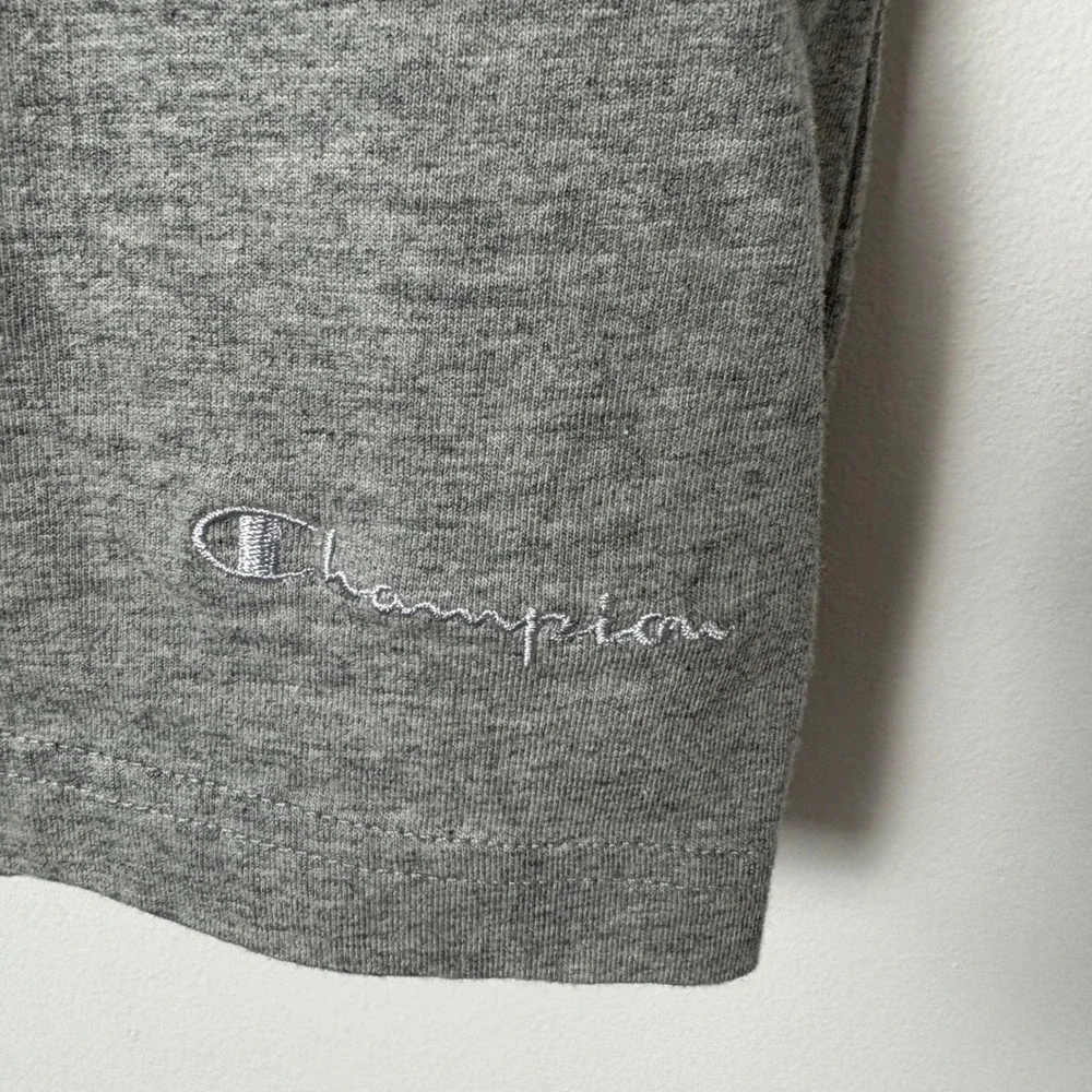 Champion V-Neck T-Shirt Soft‎ Everyday Tee Short Sleeve Top Medium - Picture 4 of 5